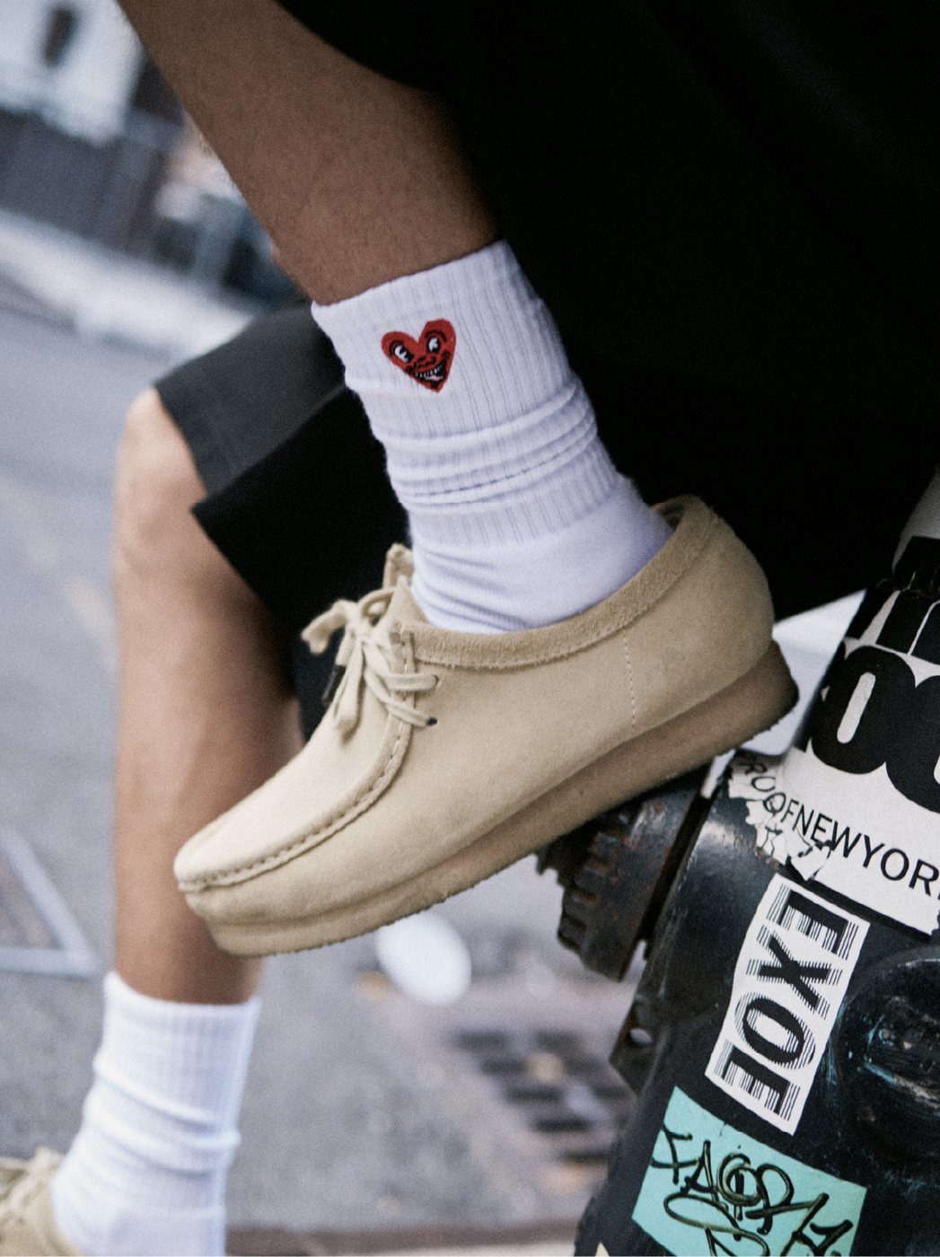 I Love Ugly x Keith Haring: Keith Haring heart sock with suede shoes